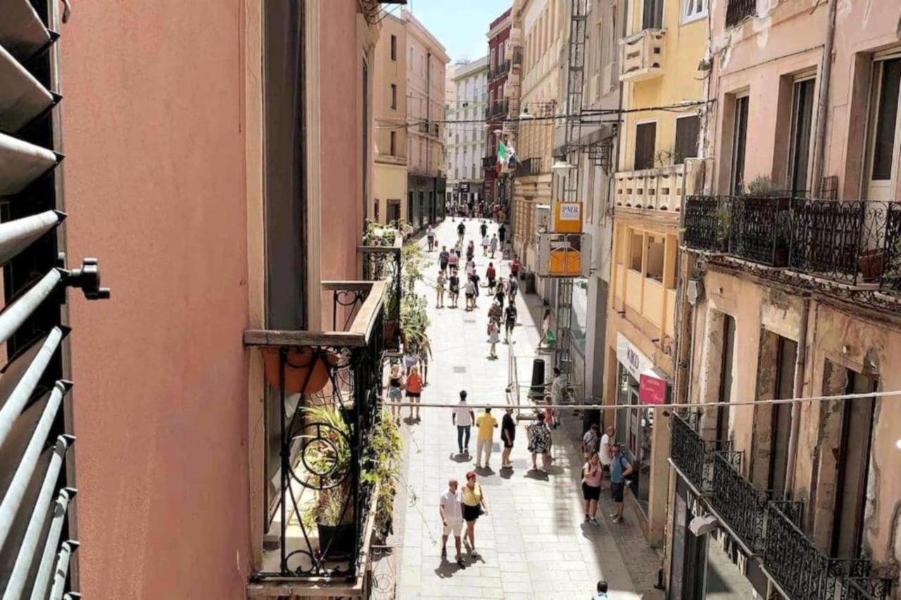 Appartamento Cagliari Centro Con Vista Sul Porto Eksteriør bilde